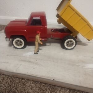 Vintage TONKA DUMP TRUCK RED & YELLOW PRESSED STEEL 13190 LATE 60S EARLY 70S